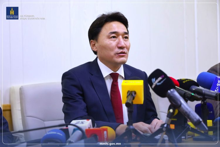 Г.ДАМДИННЯМ: АИ-92 АВТОБЕНЗИНИЙ ИМПОРТЫН ХЭМЖЭЭ ХАНГАЛТГҮЙ БАЙГАА Ч АЛЬ БОЛОХ ХҮРГЭЖ, ТАСАЛДУУЛАХГҮЙ БАЙХЫГ ХИЧЭЭЖ БАЙНА