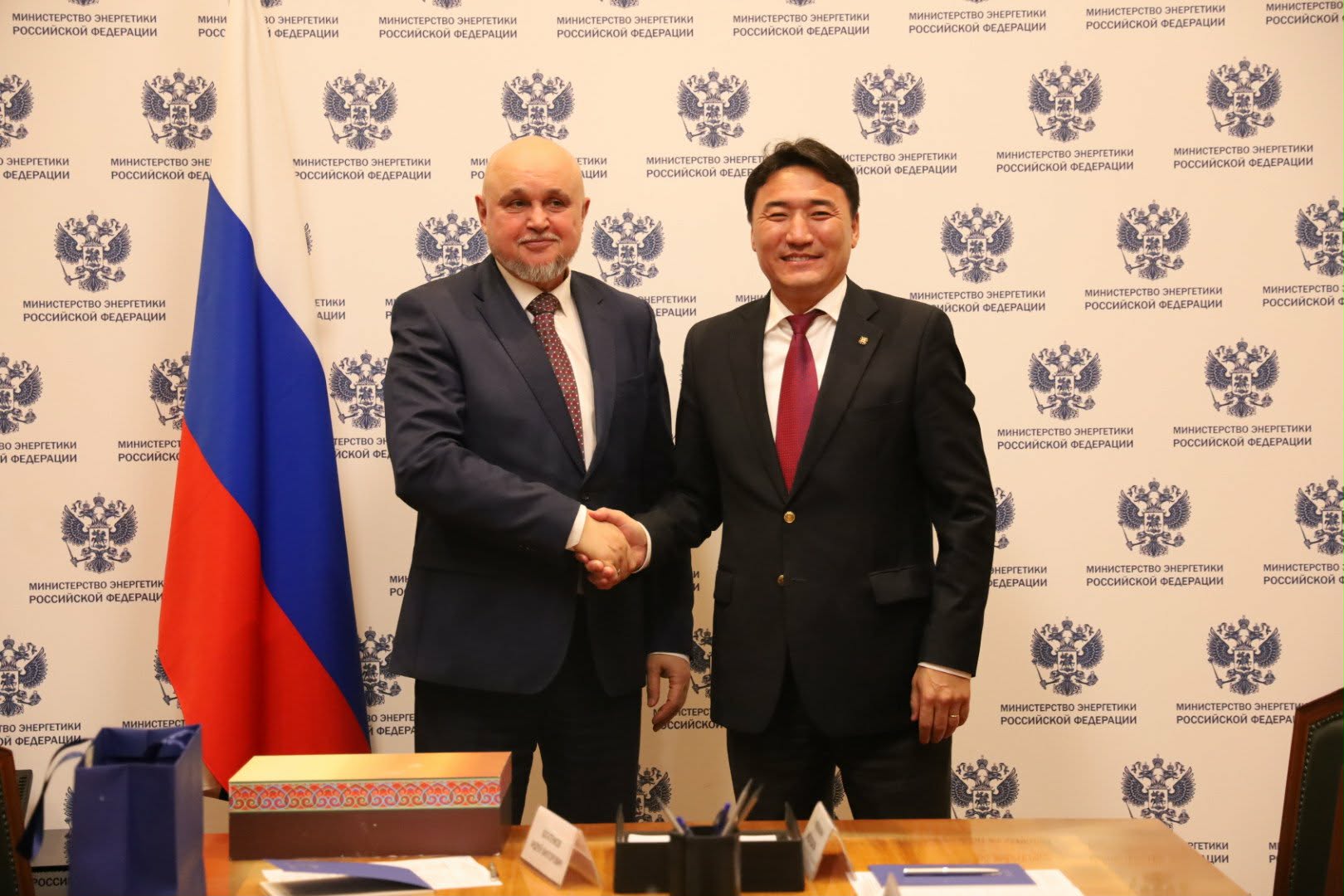 ОХУ-ААС МОНГОЛ УЛСАД НИЙЛҮҮЛЭХ ШАТАХУУНЫ НИЙЛҮҮЛЭЛТИЙГ 2026 ОНД ТАСРАЛТГҮЙ, ТОГТВОРТОЙ ЯВУУЛАХААР ТОХИРОЛЦОВ