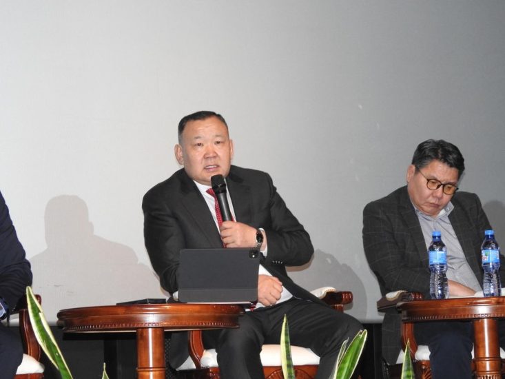 “Ашигт малтмалын тухай хууль”-д нэмэлт, өөрчлөлт оруулах тухай хуулийн төслийн хэлэлцүүлэг орон нутагт үргэлжилж байна