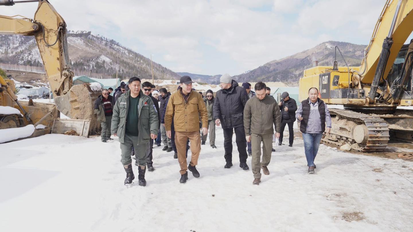 ХУУЛЬ БУСААР АЛТ ОЛБОРЛОЖ БАЙГАА НЭР БҮХИЙ АЖ АХУЙН НЭГЖҮҮДИЙН ТУСГАЙ ЗӨВШӨӨРЛИЙГ ЦУЦАЛНА